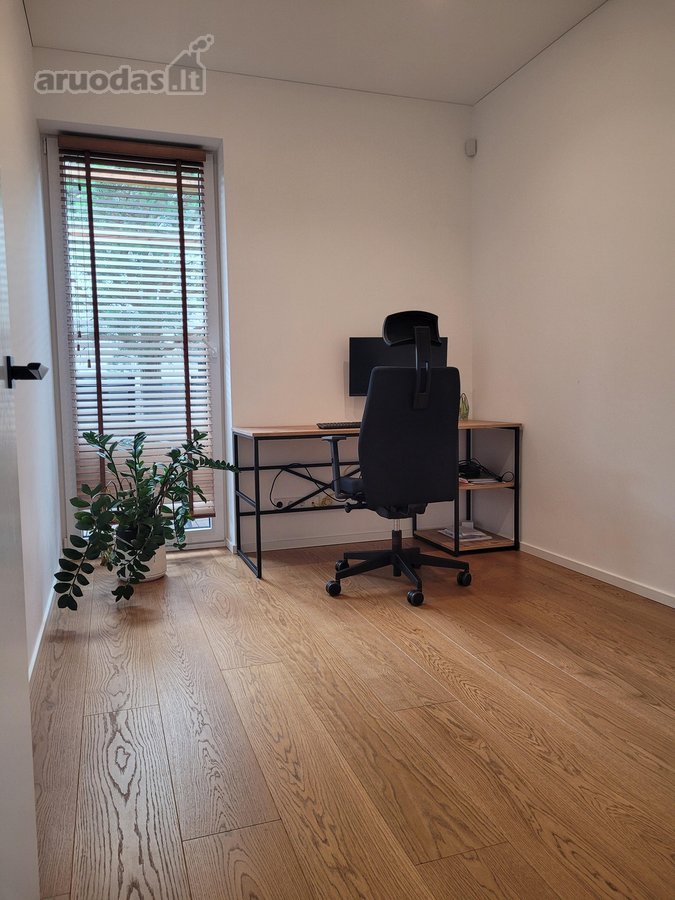 Modernus, kokybiškai įrengtas namas šeimai - nuotraukos Nr. 8