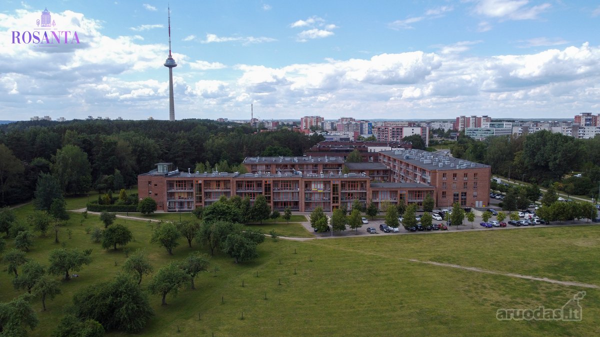 Stilingas 3 kambarių butas su terasa šalia - nuotraukos Nr. 33