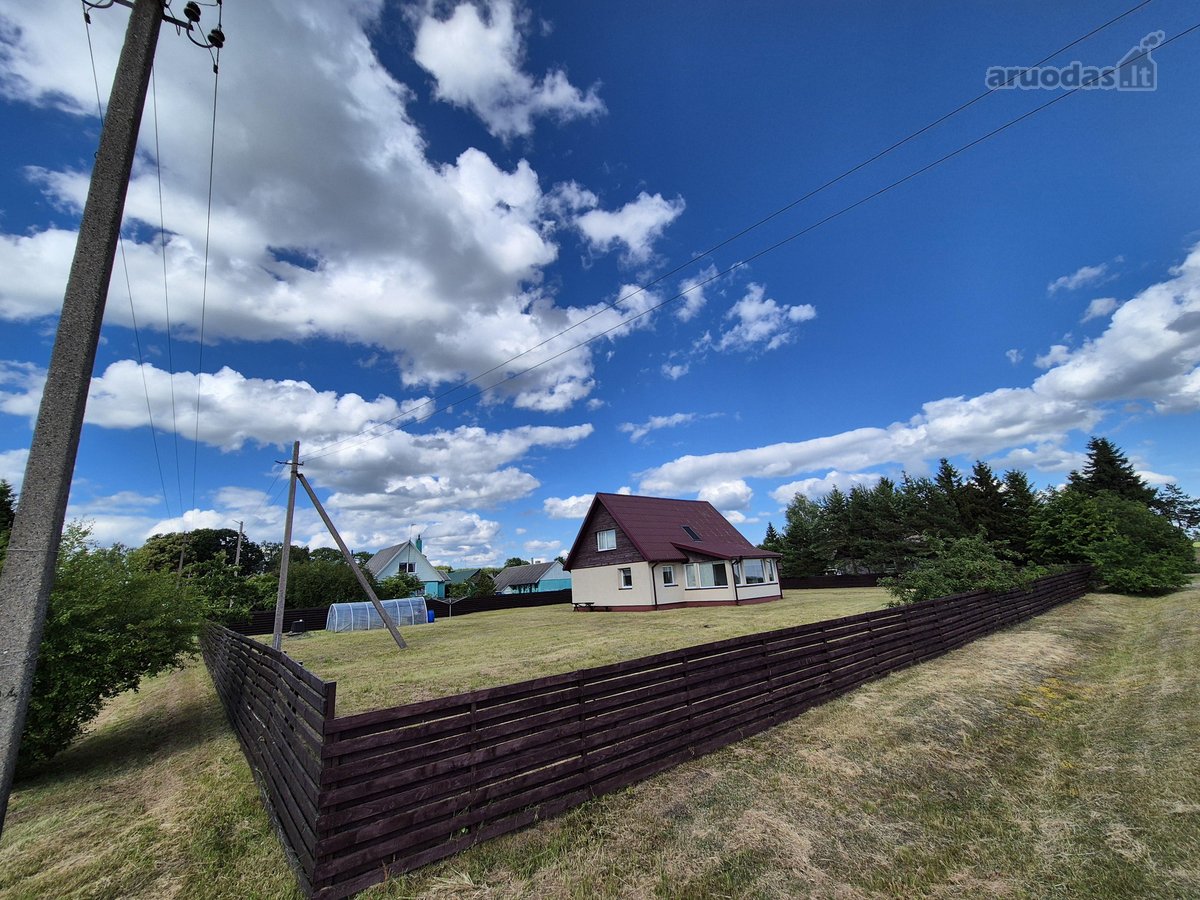 Erdvus (150m2) 8 kambarių namas vaizdingame - nuotraukos Nr. 3