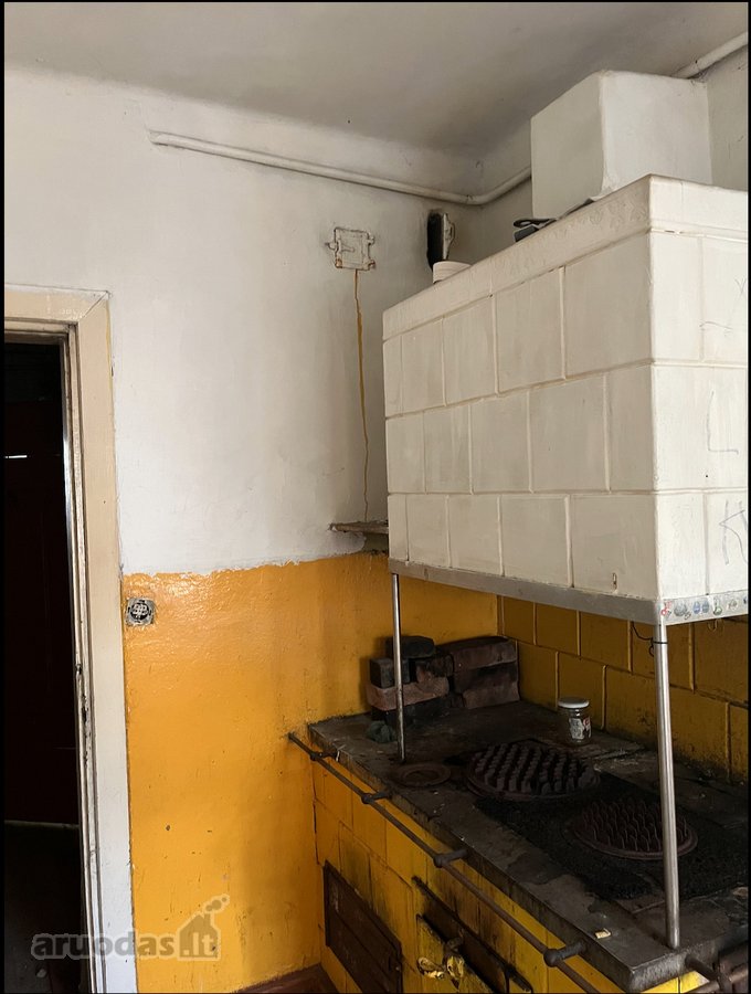 Utenos miesto centre, solidžioje kaiminystėje - nuotraukos Nr. 5