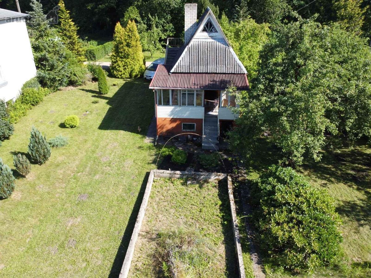 Parduodamas sklypas su namu Bernotiškės