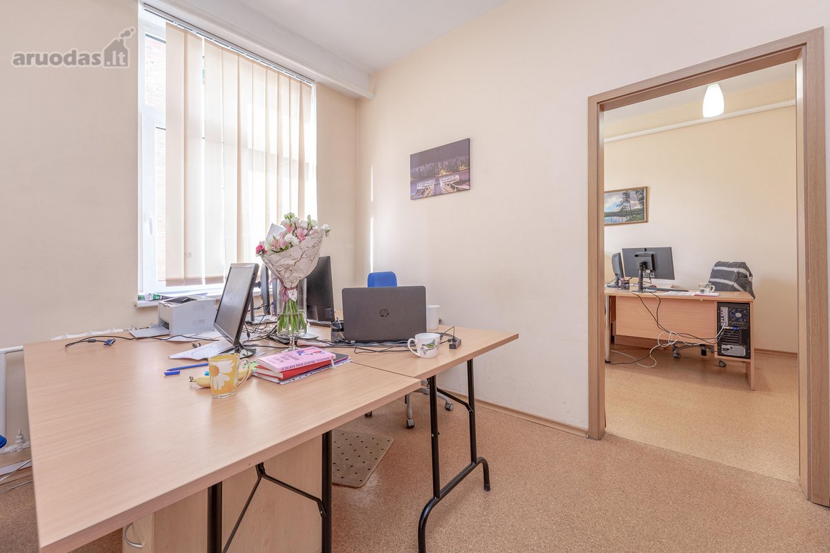 Parduodamos patalpos yra Utenos miesto centre - nuotraukos Nr. 15