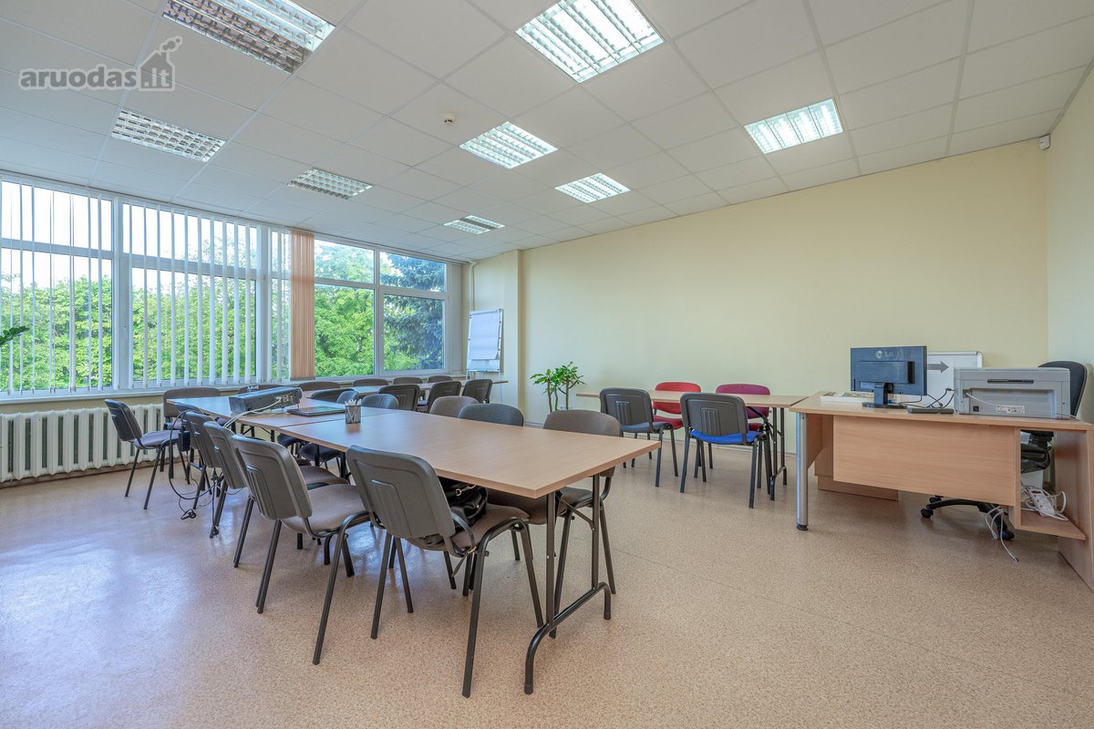 Parduodamos patalpos yra Utenos miesto centre - nuotraukos Nr. 19