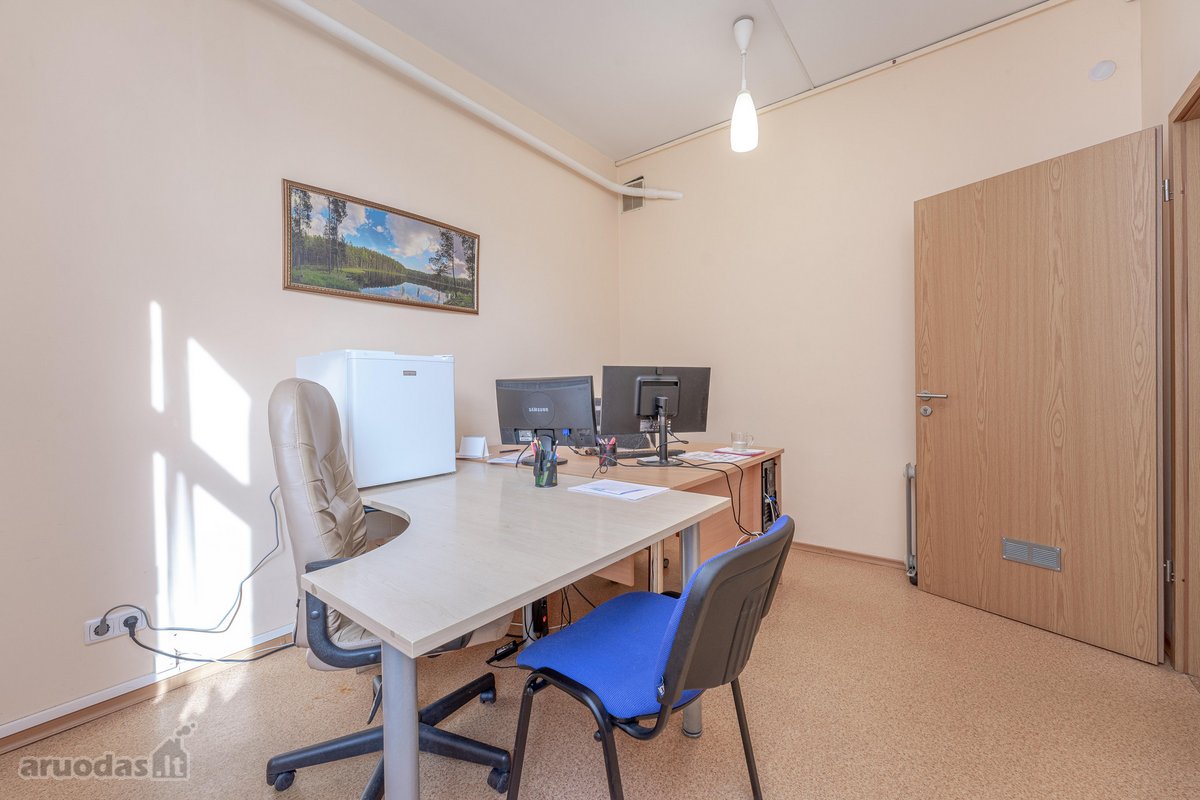 Parduodamos patalpos yra Utenos miesto centre - nuotraukos Nr. 26