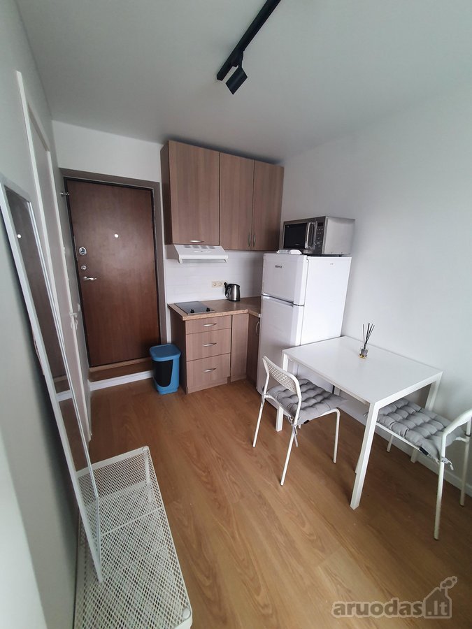 Išnuomojamas šviesus ir šiltas 18 kv.m. butas - nuotraukos Nr. 9
