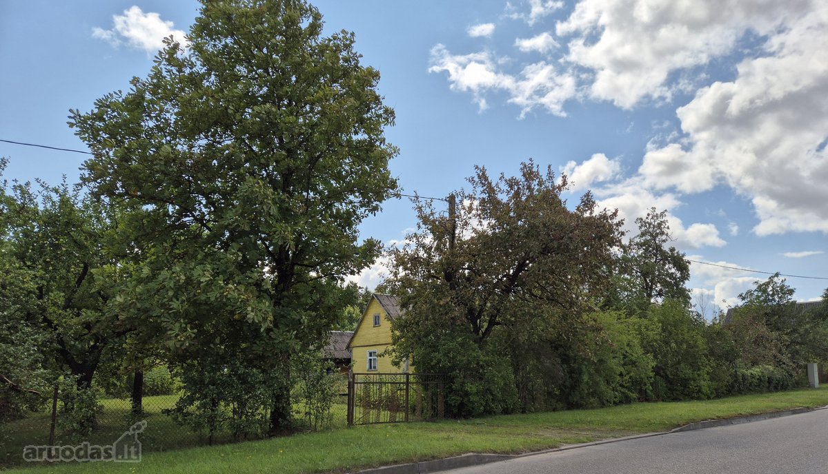 Parduodama Sodyba Su 30 Arų Žemės Sklypu Ir
