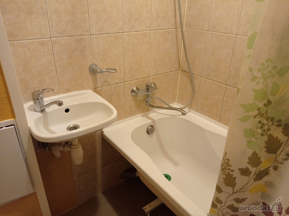 Išnuomojamas tvarkingas, jaukus ir šiltas - nuotraukos Nr. 21
