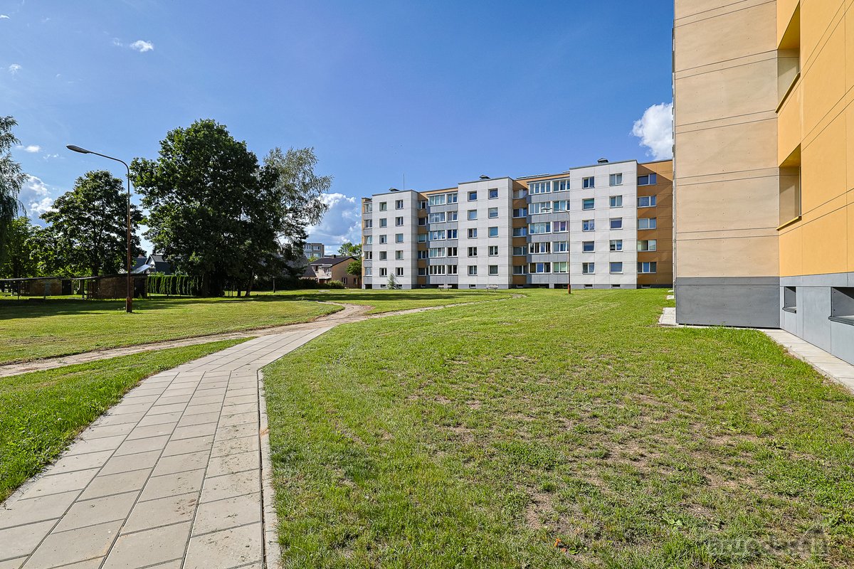 Nuomojamas naujai įrengtas 3 kambarių butas - nuotraukos Nr. 36