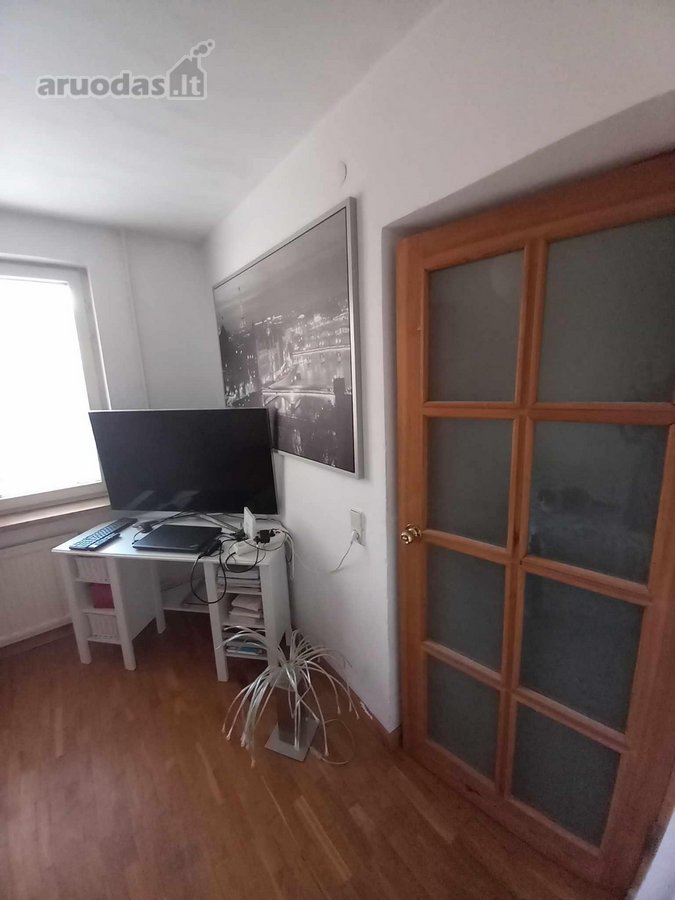 Parduodamas dviejų kambariu butas, langai į - nuotraukos Nr. 12