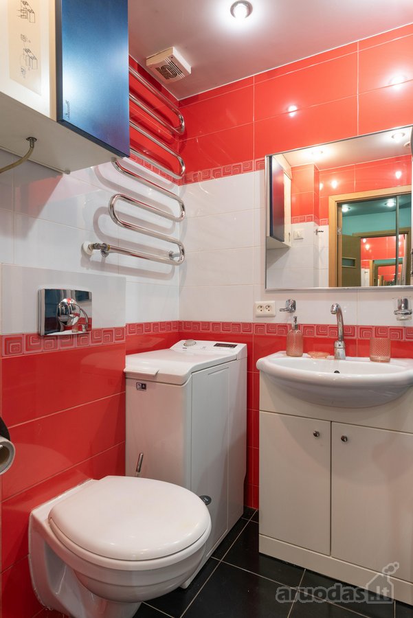 Išnuomojamas įrengtas 3 kambarių (64m2) butas - nuotraukos Nr. 13