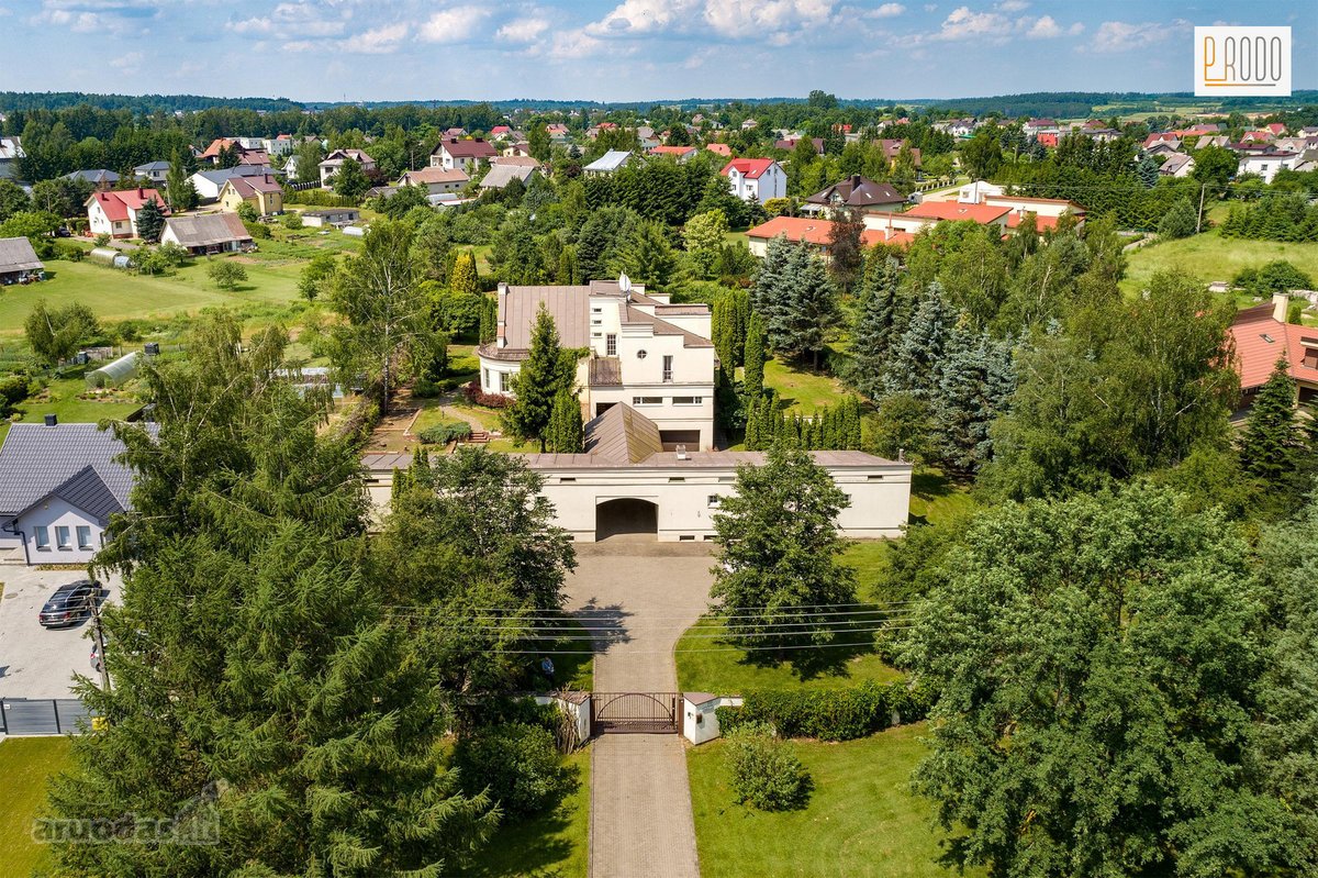 Parduodamas išskirtinis, net 42 arų ploto,
