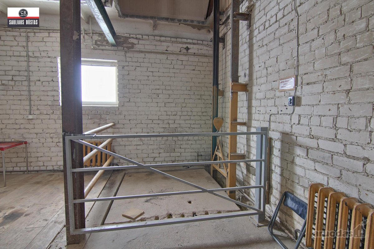 Išnuomojamas labai pigiai tvarkingas 1235 m² - nuotraukos Nr. 22