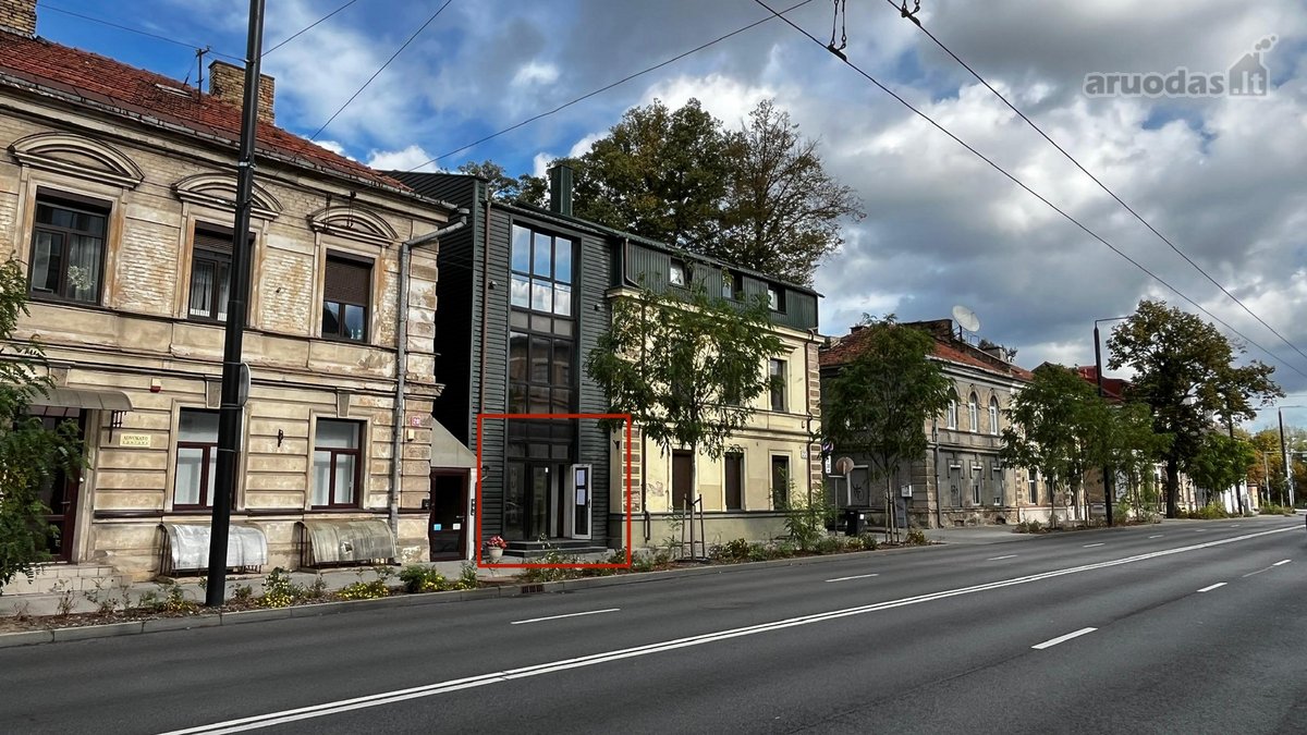 Išnuomojamos 43 kv.m. komercinės paskirties
