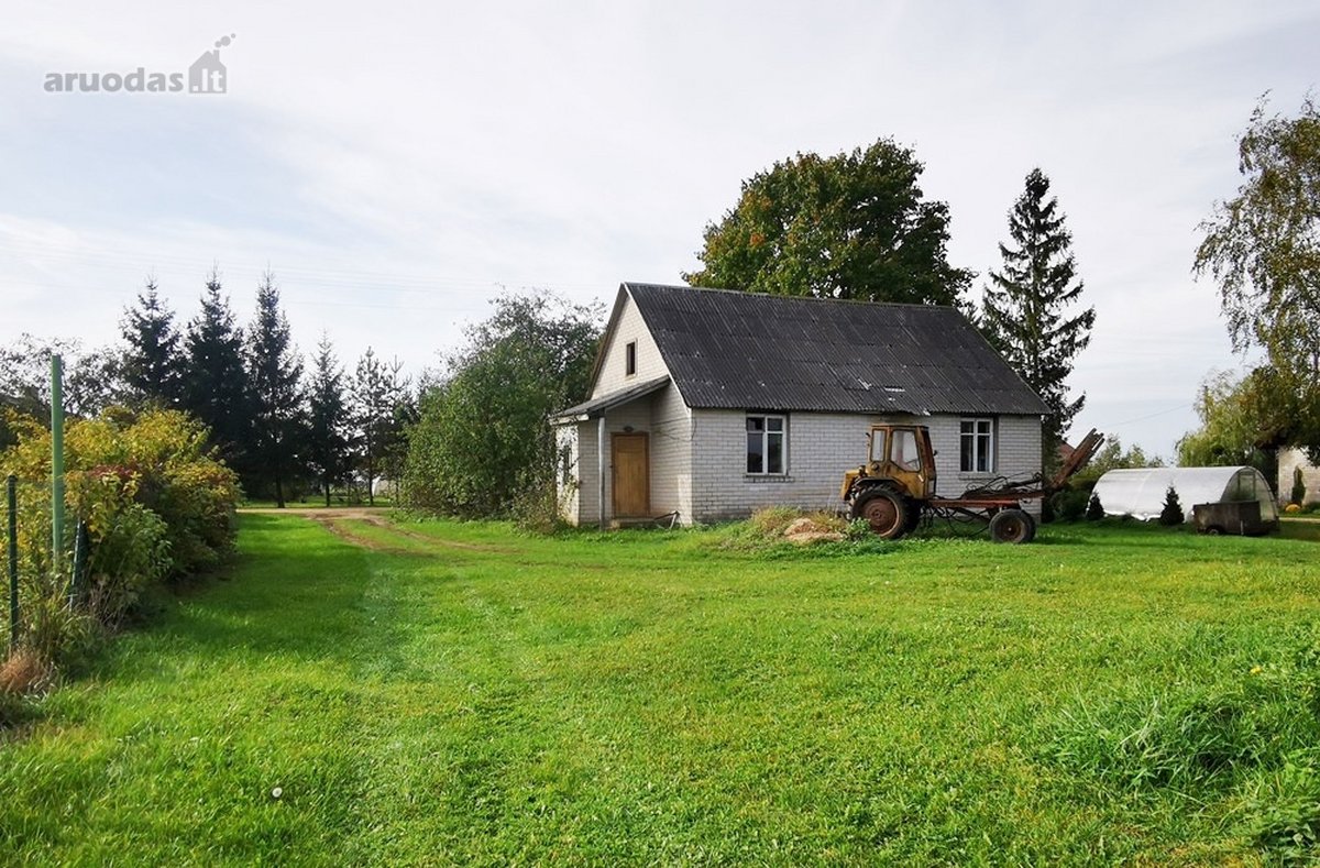 Parduodamas 0,15 ha sklypas su pastatais - Skelbiu.lt