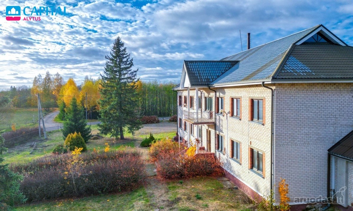 Parduodamas unikalus 4 pastatų kompleksas su - nuotraukos Nr. 3