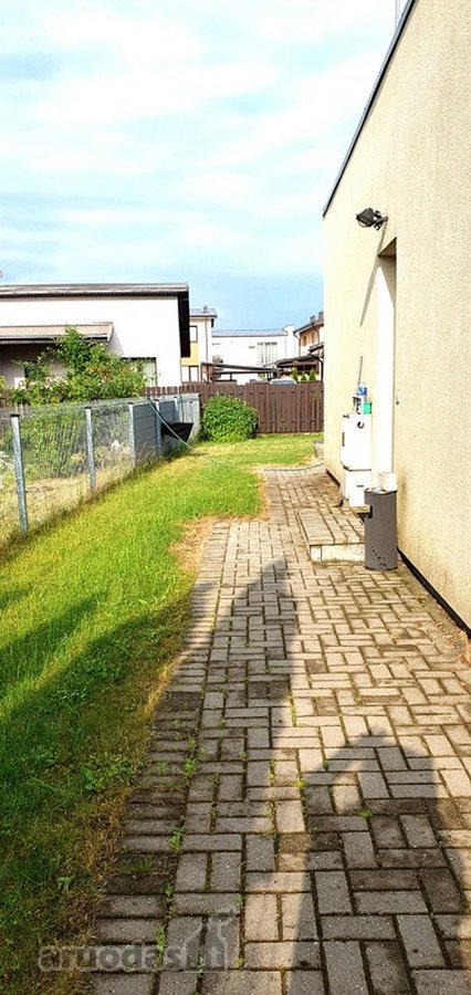 Parduodamas sublokuotas namas, 3 kamb.butas - nuotraukos Nr. 8