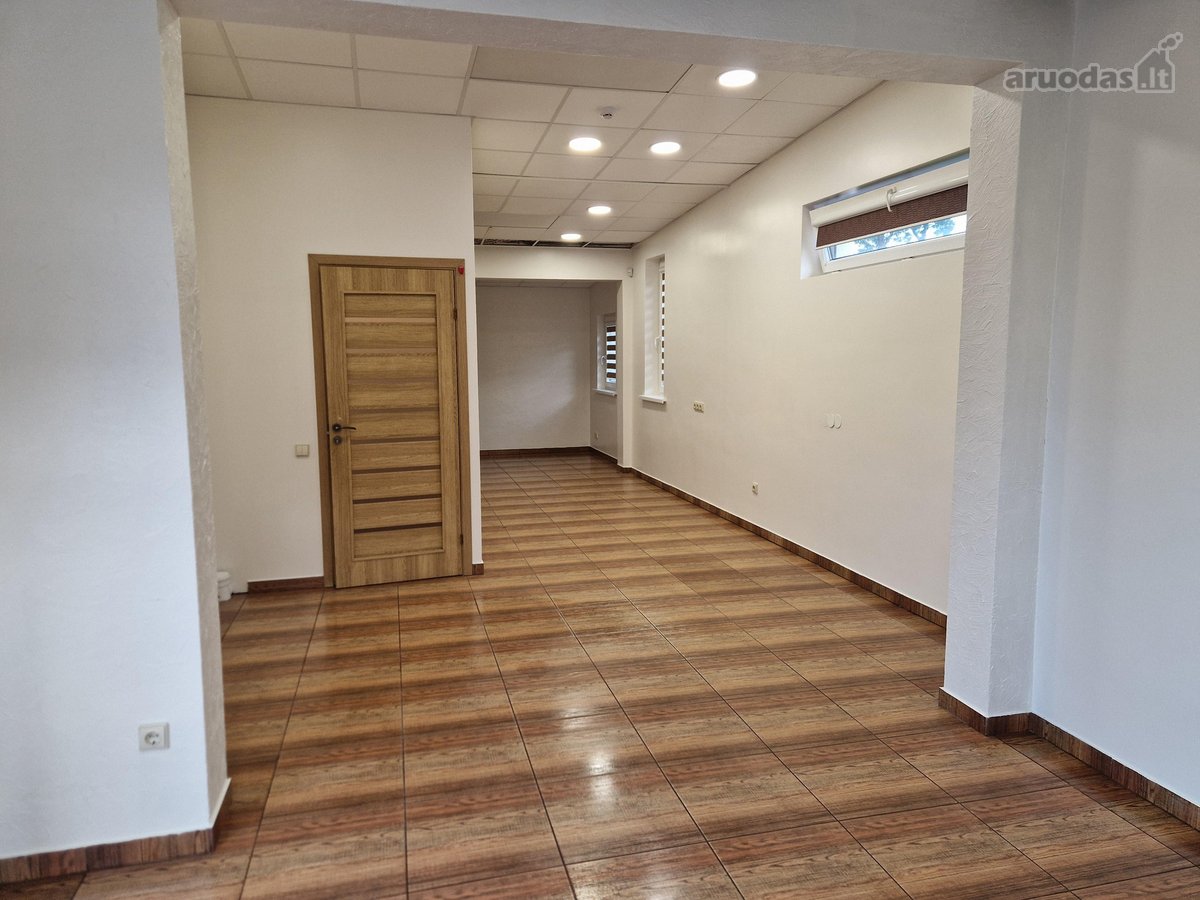 Anykščių miesto centre, adresu Vilniaus g. 30