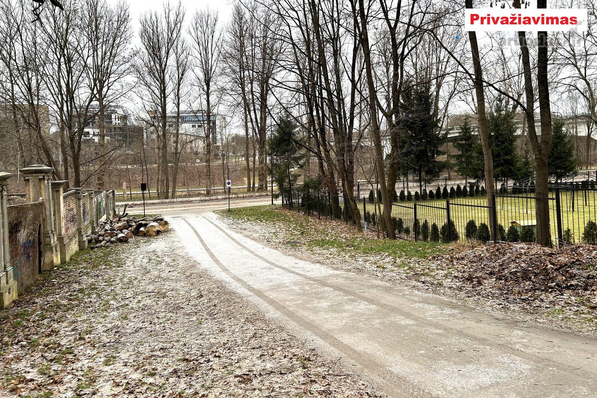 Parduodamas garažas iš dviejų "boksų" Sluškų - nuotraukos Nr. 3