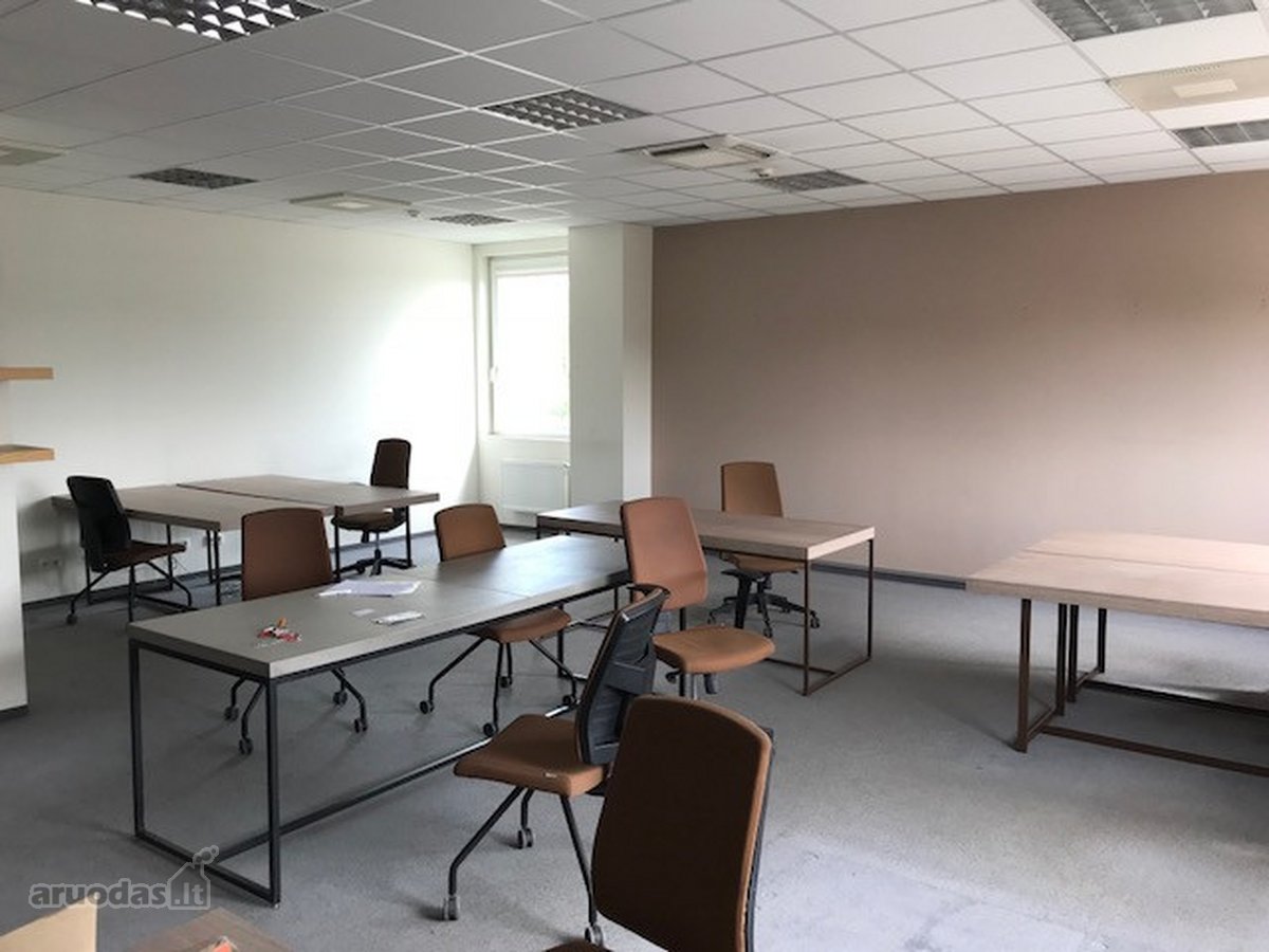 Išnuomojamas gerai įrengtos administracinės - nuotraukos Nr. 7