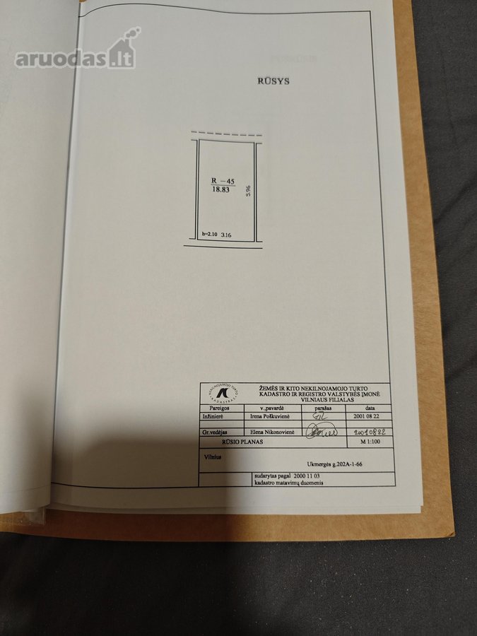 Sausas, pakankamai erdvus,nauji apšiltinti