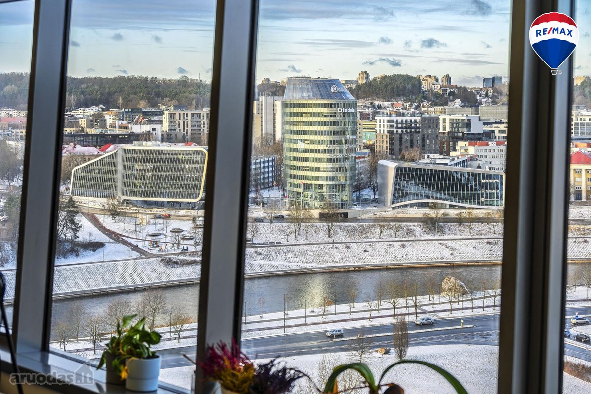 This luxurious 257 sq. m. apartment is - nuotraukos Nr. 2