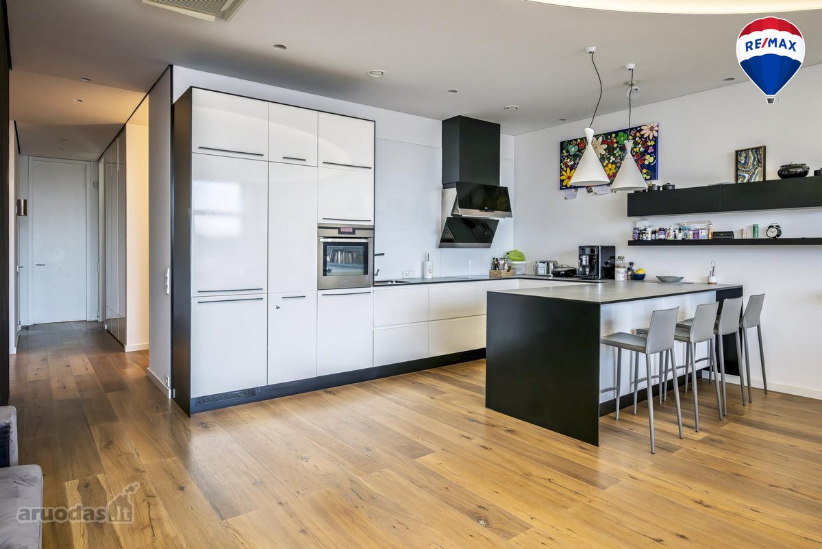 This luxurious 257 sq. m. apartment is - nuotraukos Nr. 9