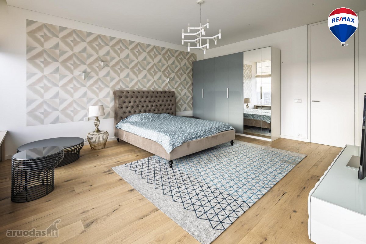 This luxurious 257 sq. m. apartment is - nuotraukos Nr. 12