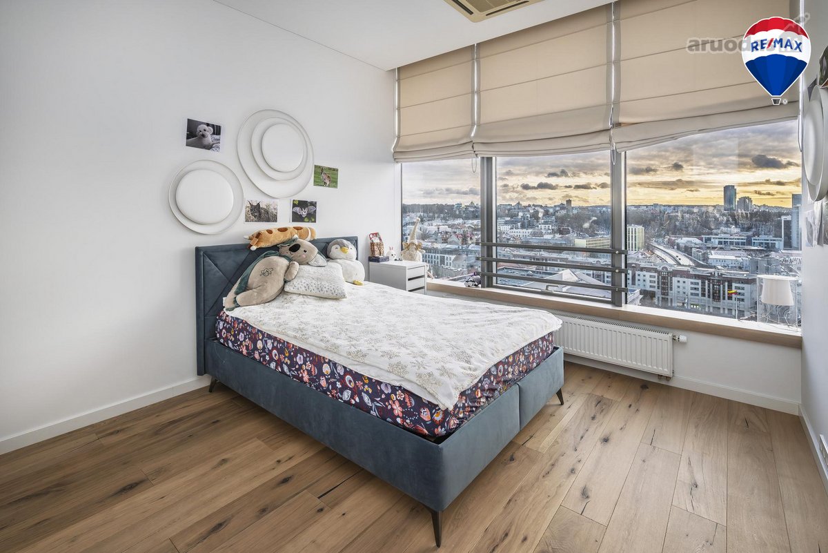 This luxurious 257 sq. m. apartment is - nuotraukos Nr. 22