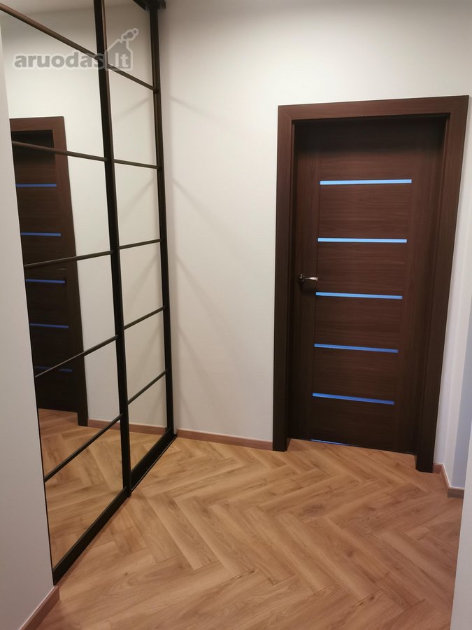 Parduodamas erdvus ir jaukus 3 kambarių butas - nuotraukos Nr. 8