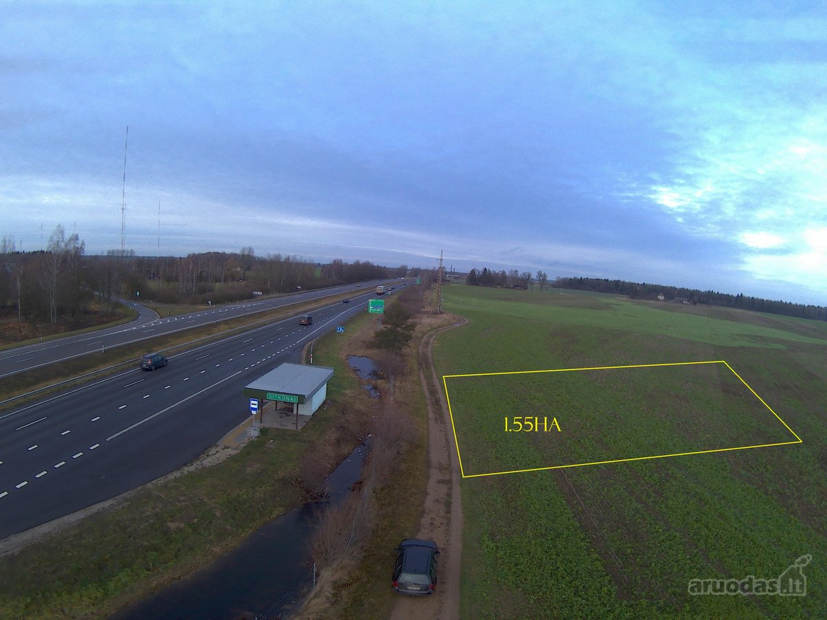 Parduodamas 1.55 Ha Komercinės Paskirties