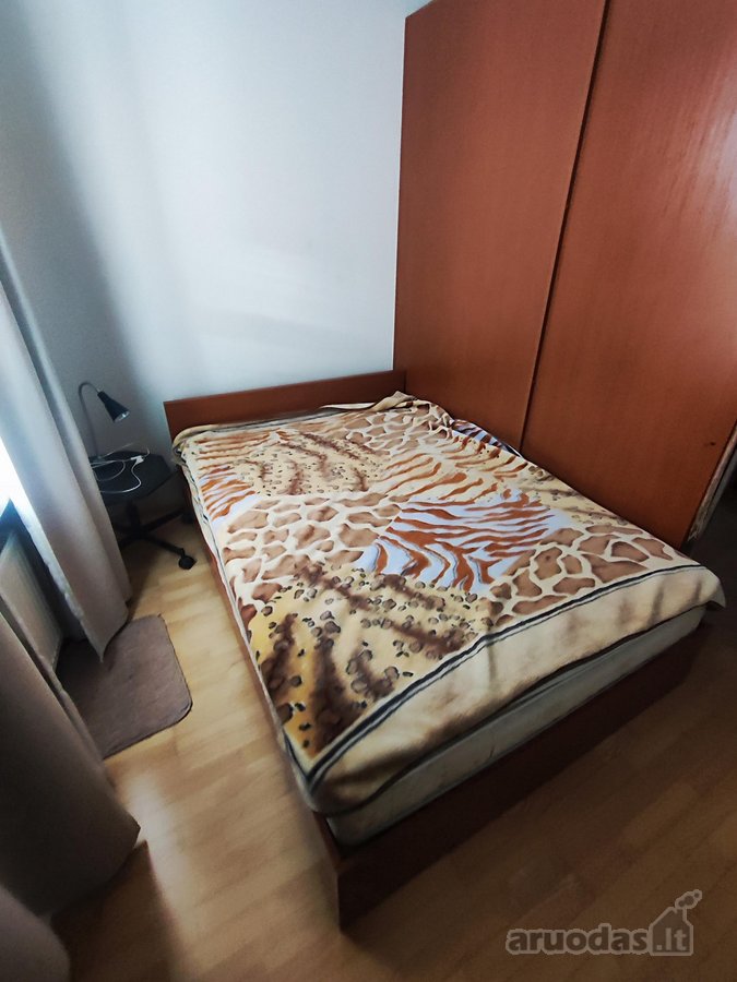 Jaukus butas Kauno senamiestyje su uždaru - nuotraukos Nr. 5