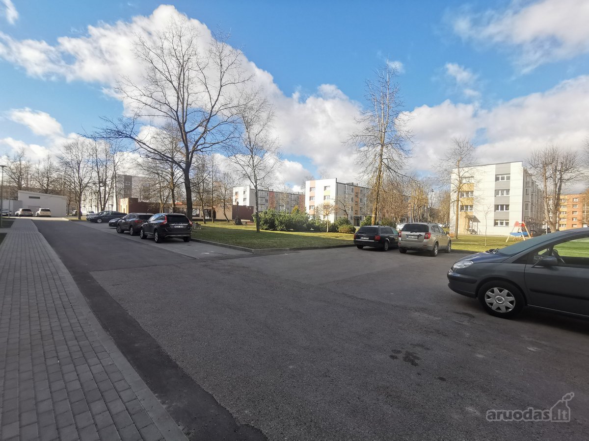 Šalia Naujosios Akmenės Centrinės Aikštės - nuotraukos Nr. 4