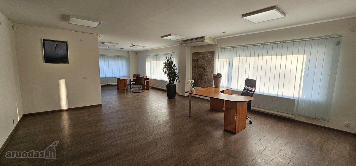 Išnuomojamos patalpos biurui Tiekimo g. 4