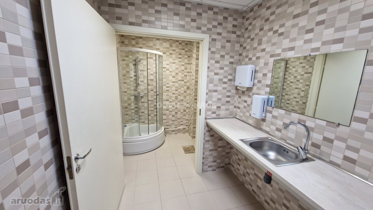 Centrinėje miesto gatvėje, verslo centre, - nuotraukos Nr. 18