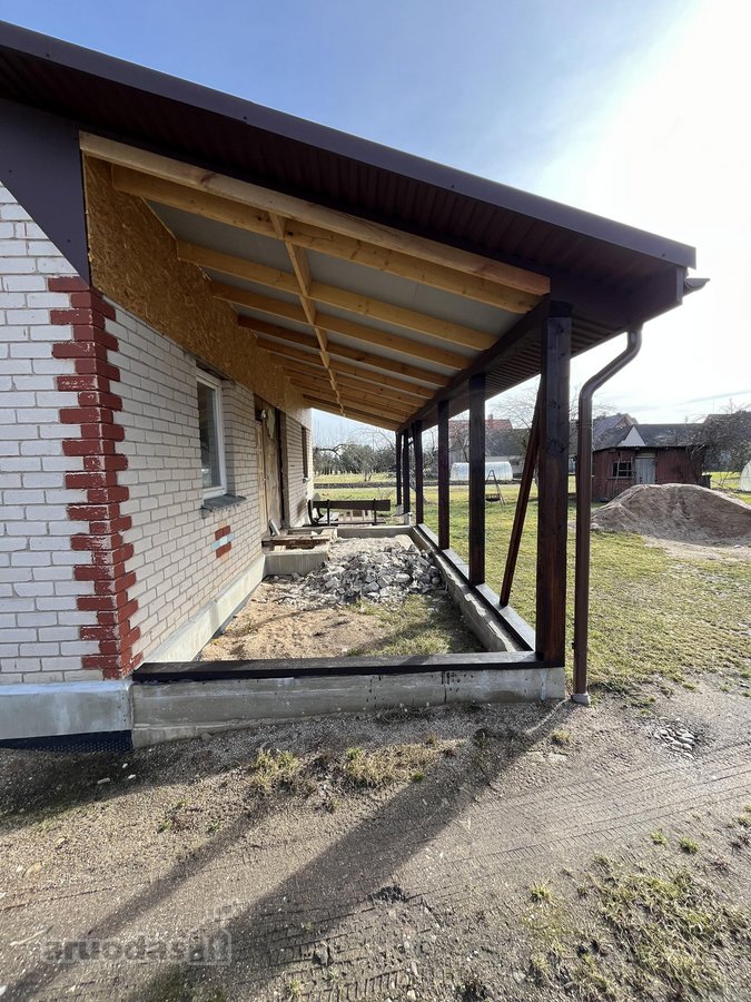 Parduodamas erdvus dviejų aukštų namas - nuotraukos Nr. 4