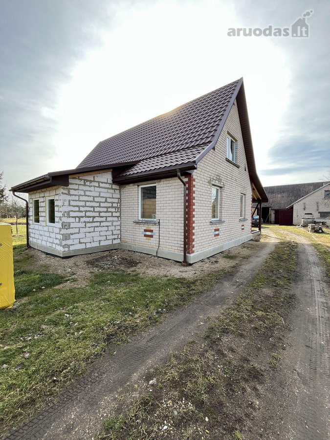 Parduodamas erdvus dviejų aukštų namas - nuotraukos Nr. 7