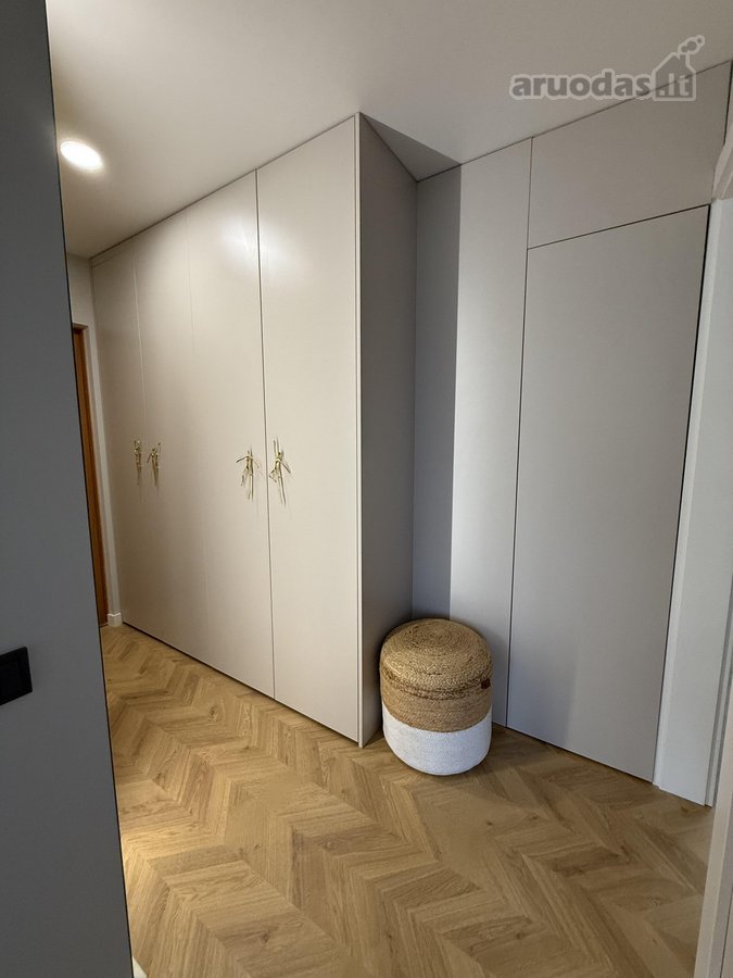 Nuomojamas Dviejų Kambarių Butas labai - nuotraukos Nr. 13