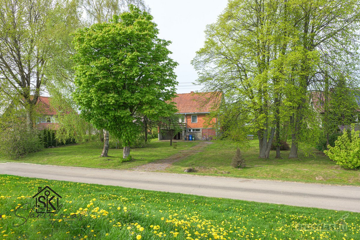 Erdvus Namas Su 16.5 A Žemės Sklypu, Sodu Ir - nuotraukos Nr. 2