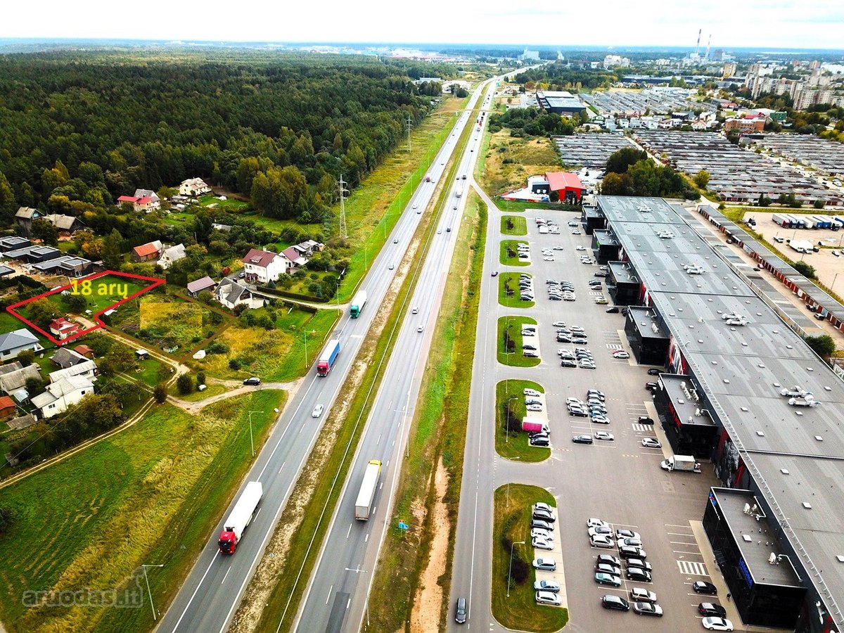 18 arų sklypas šalia A1 magistralės, netoli