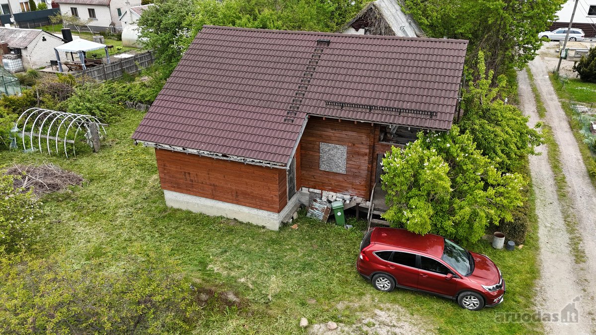 Parduodamas jaukus rąstinis 77 kv. m sodo - nuotraukos Nr. 5