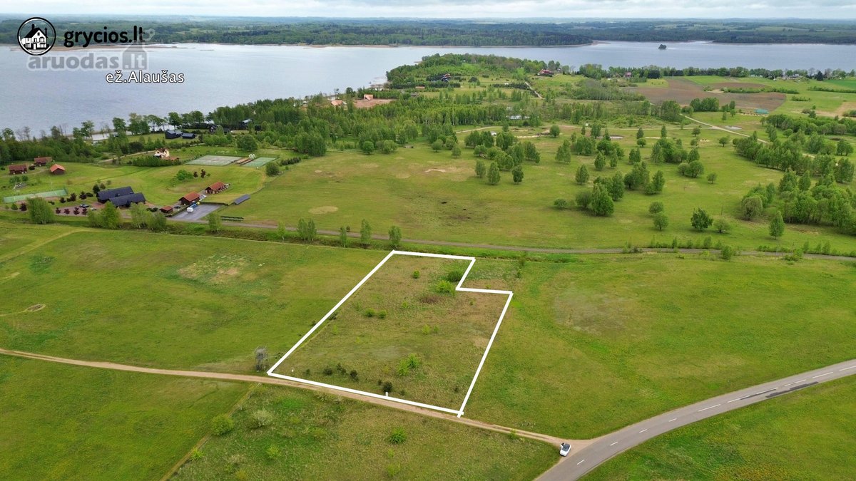 Utenos raj., Sudeikių sen., Šeimyniškių kaime - nuotraukos Nr. 6