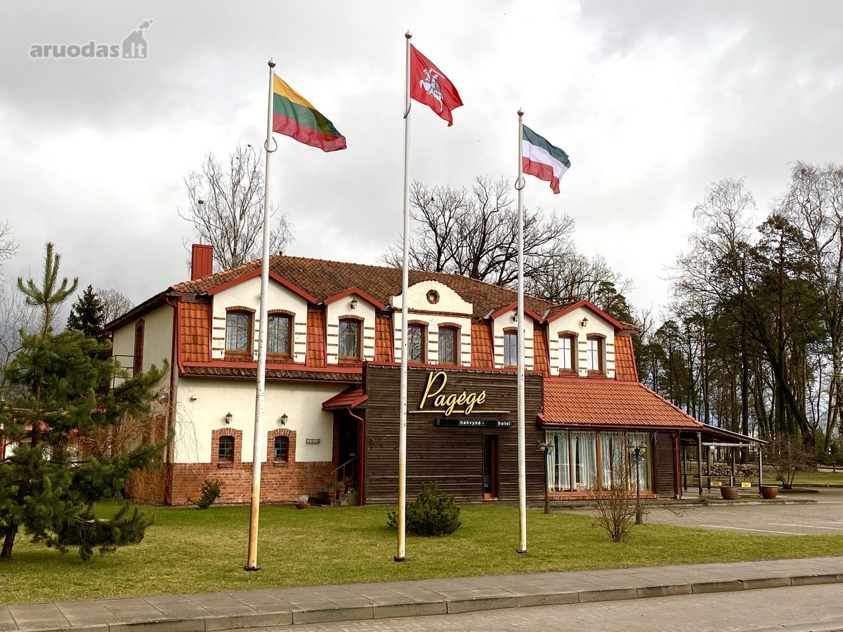 Pelningai Veikiantis 10 Kambarių Viešbutis Ir