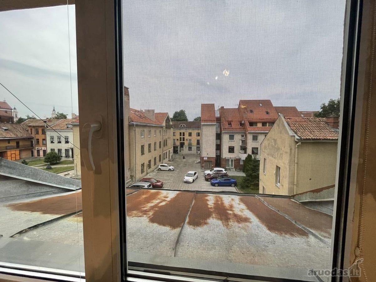 Parduodamas erdvus 3 kambarių butas Kauno