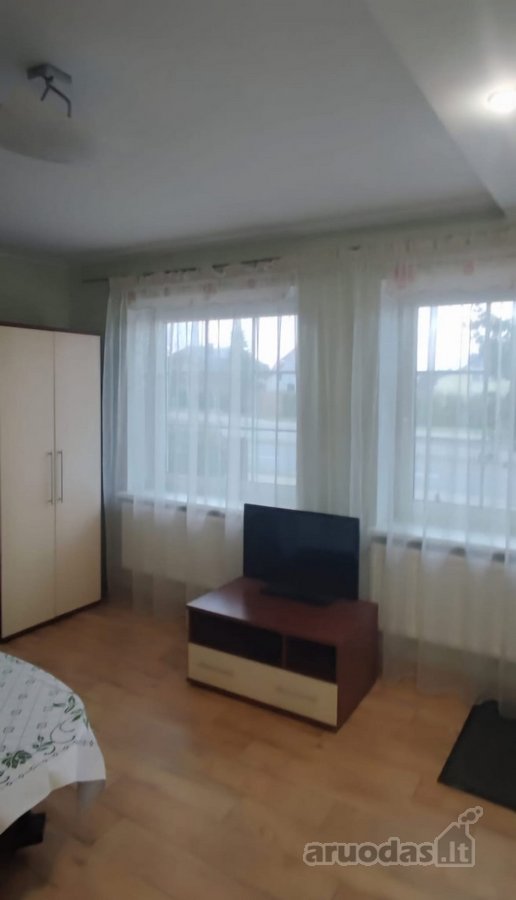 Išnuomojamas tvarkingas dviejų kambarių butas - nuotraukos Nr. 9