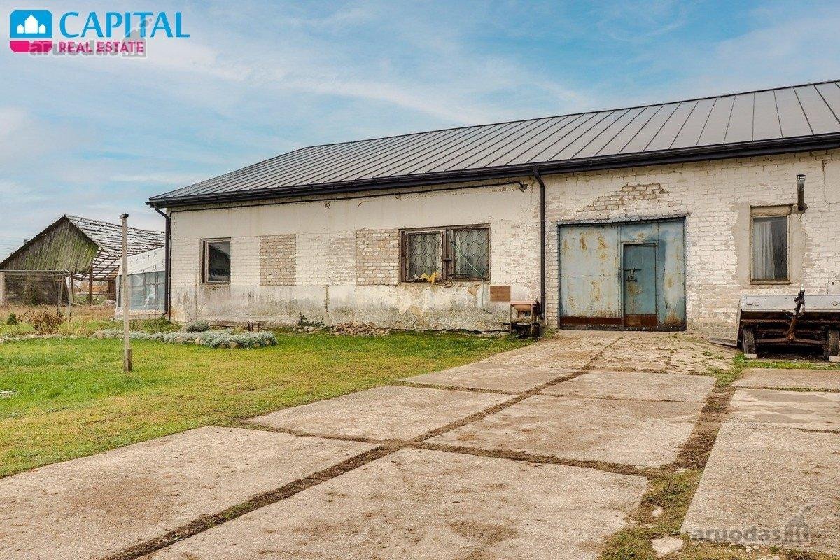 Имеется производственный холодильник объем 40м3