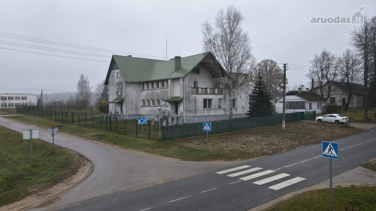 Parduodamas, 1097,40 kv. m bendro ploto, 2