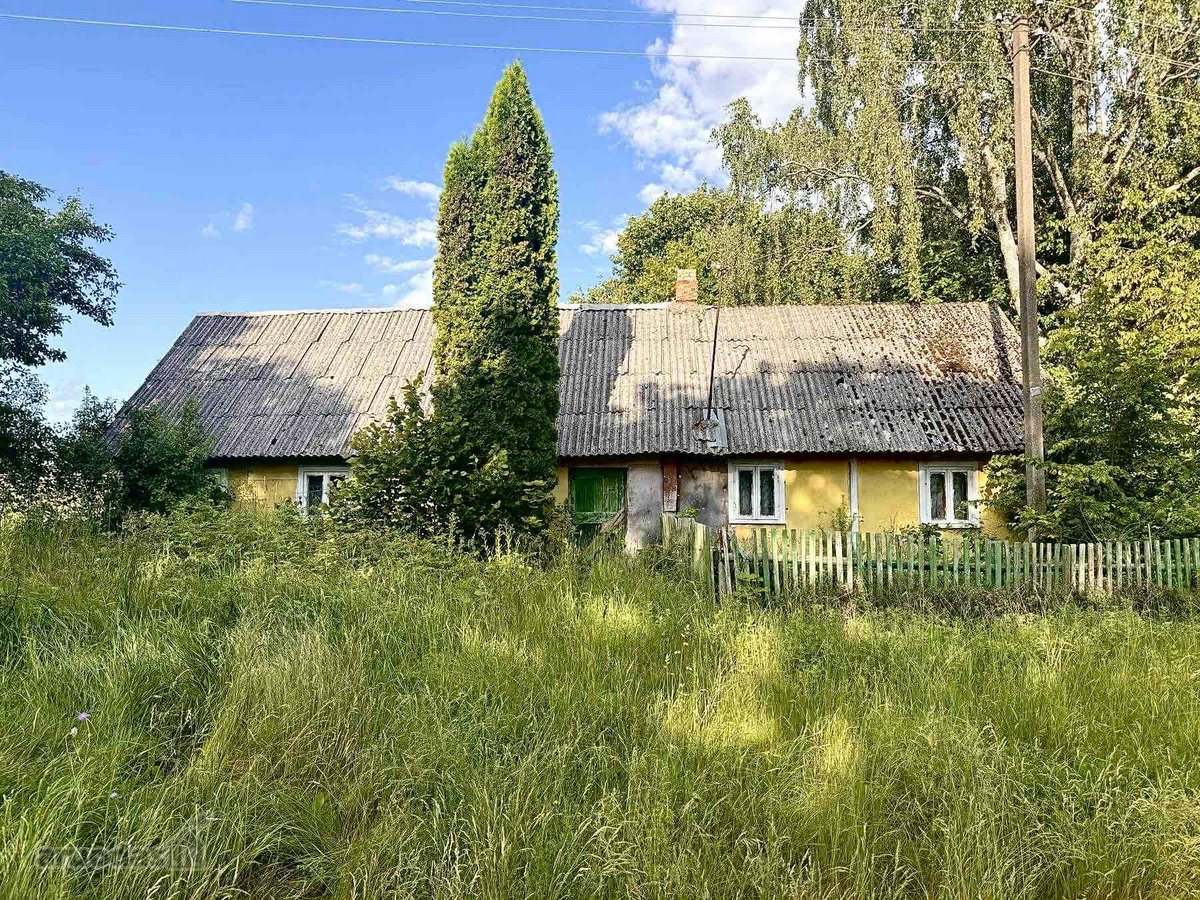 Parduodama autentiška, senovinė sodyba
