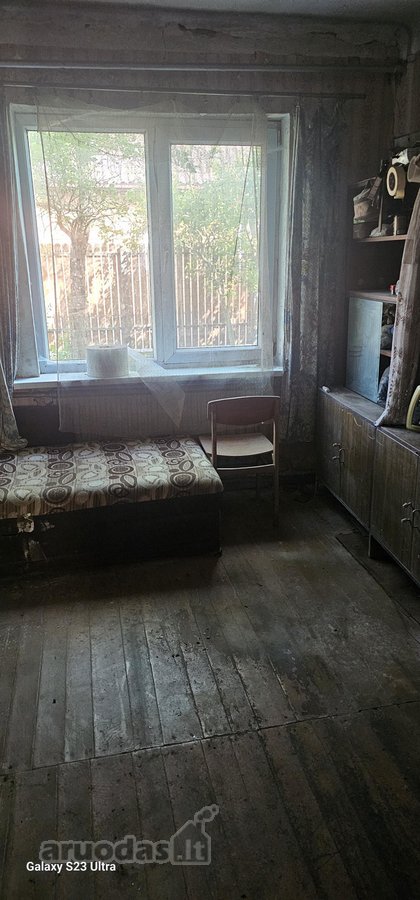 Parduodamas namas jam reikalingi kambarių - nuotraukos Nr. 11