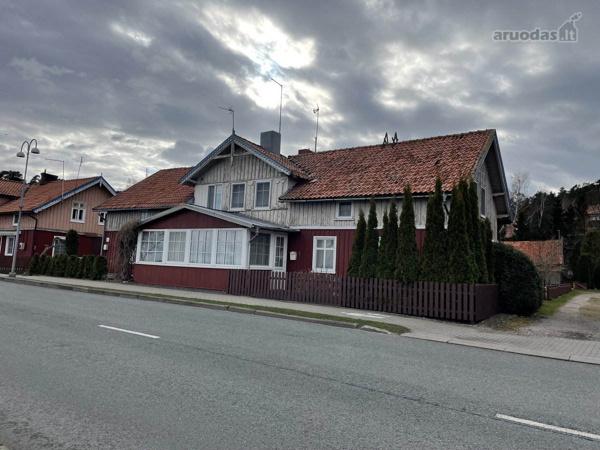 Parduodamas tvarkingas butas su nuomojamu