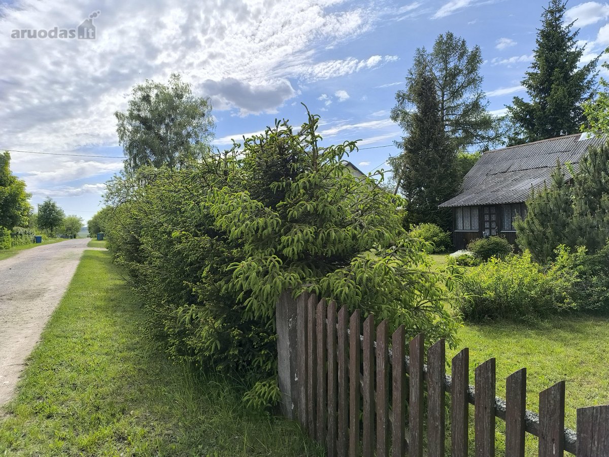 Parduodama sodyba Papiškių kaime, šalia yra - nuotraukos Nr. 2